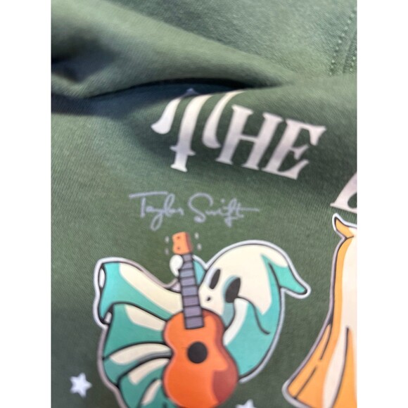 Taylor The Eras Tour Ghost Unisex Heavy Blend™ Crewneck Sweatshirt Size L EUC - Picture 4 of 5
